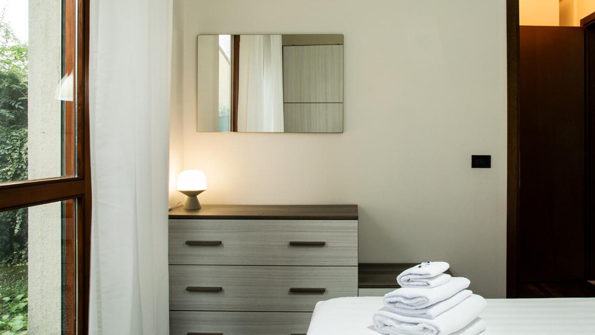 Pergolesi24 Apartment Монца Екстериор снимка